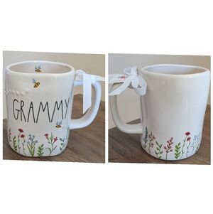 NWT GRAMMY Mug Floral with Bees by Rae Dunn